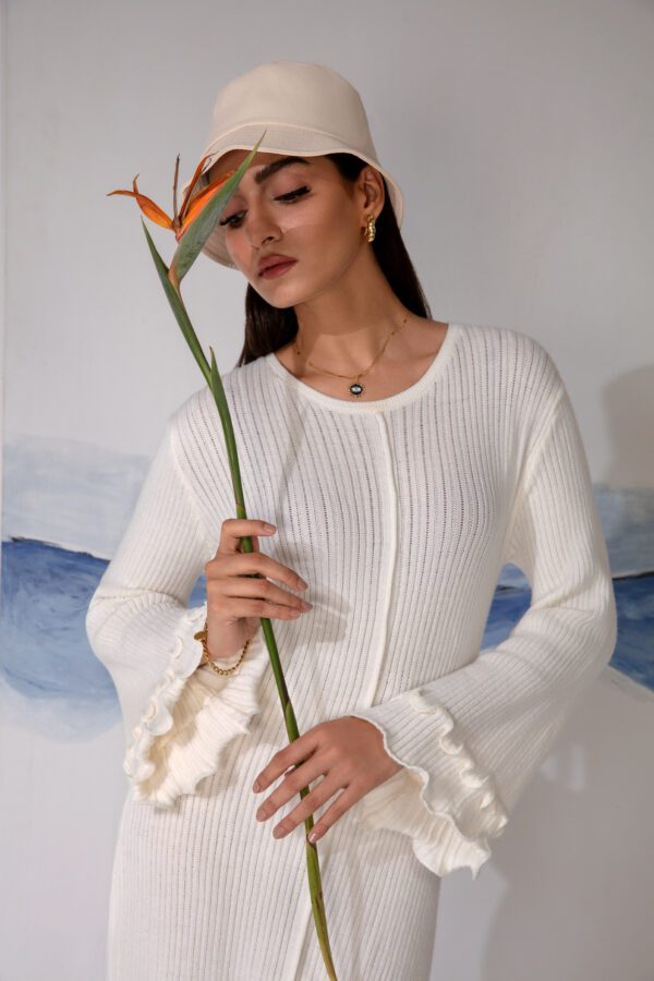 White Mirage - Image 3