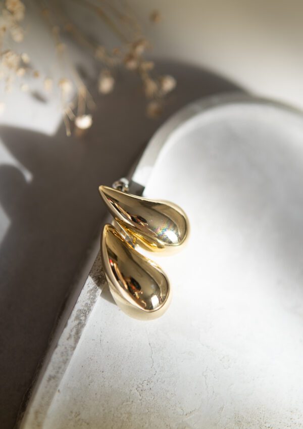 Tear Drop Earring Gold