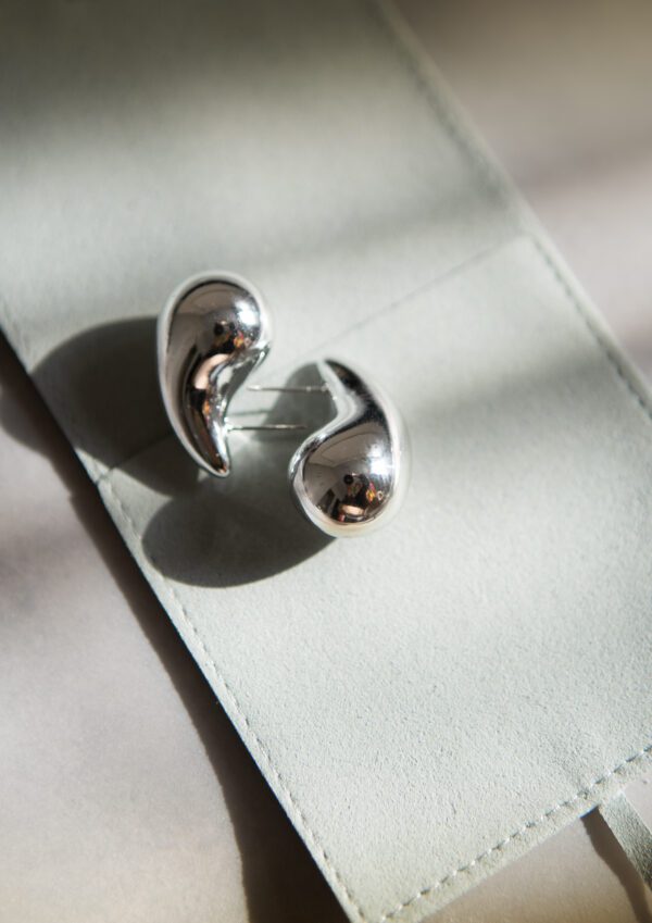 Tear Drop Earring Silver - Image 2
