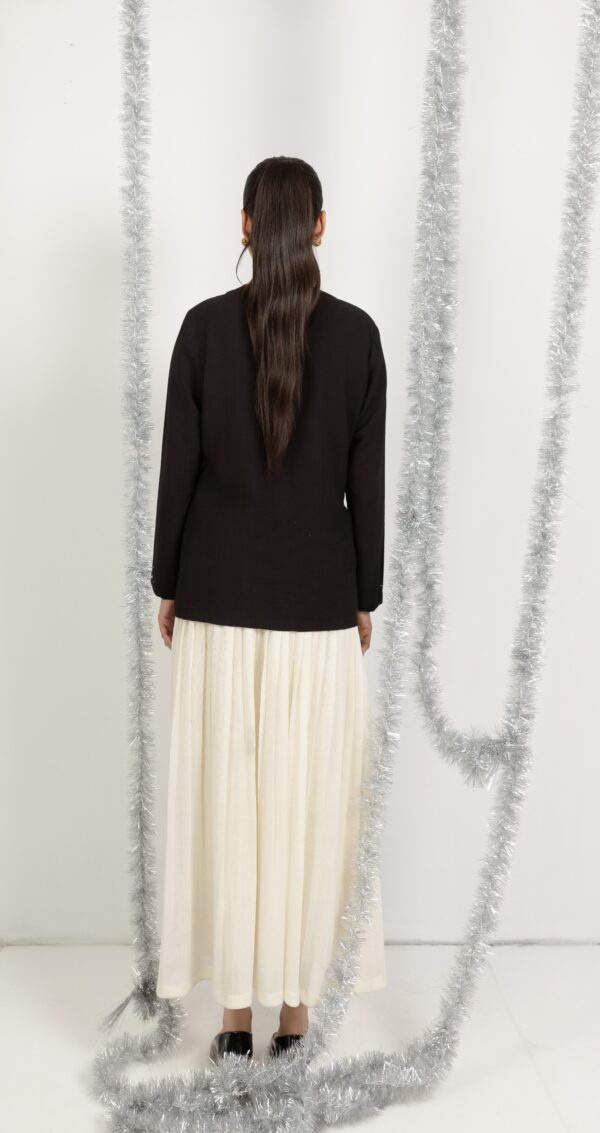Monochrome Muse - Image 5